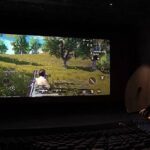 Gokil! David GadgetIn Sewa Bioskop Buat Main Mobile Legends & CTR